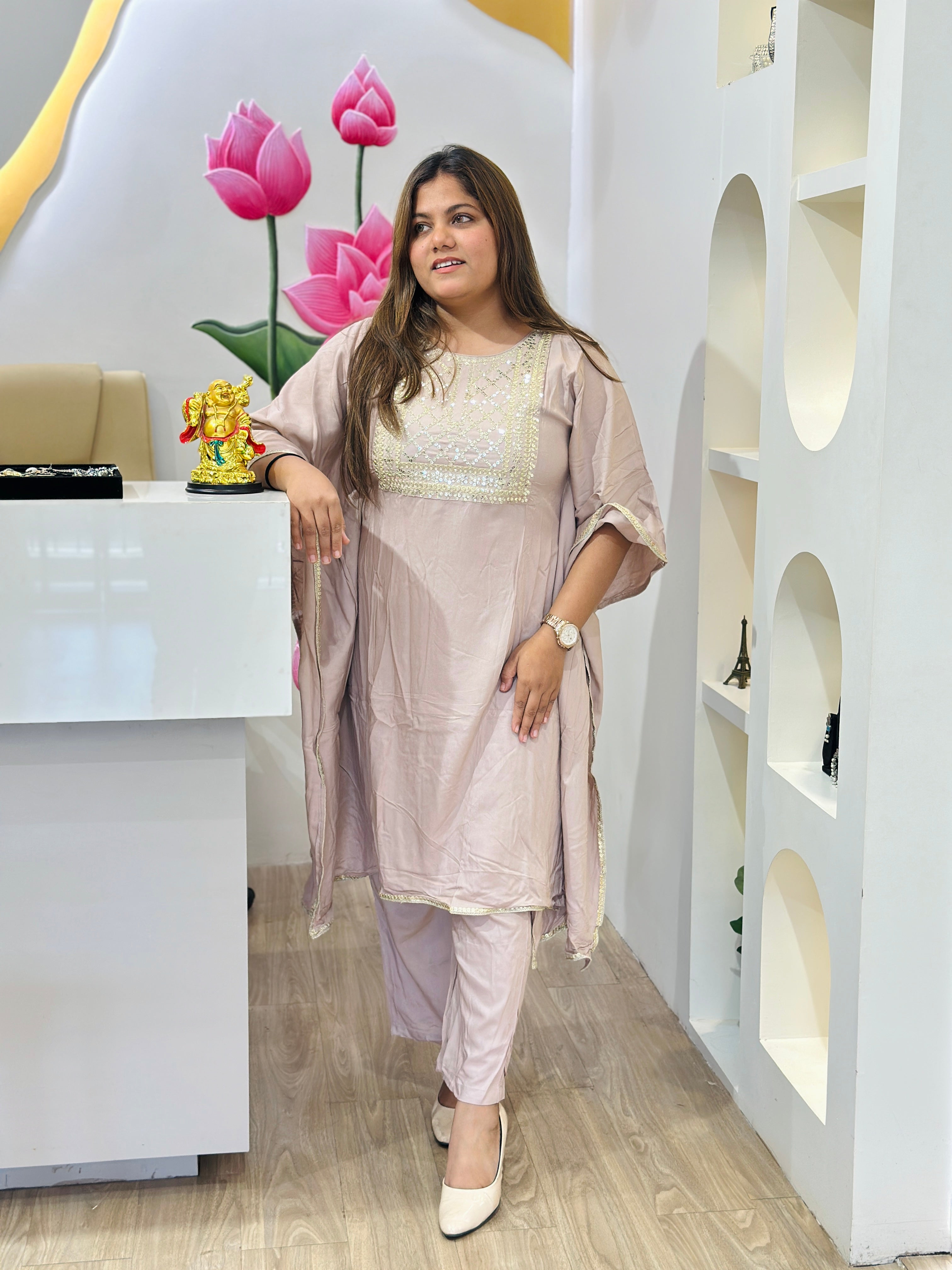 Blush Aura kaftan German rayon