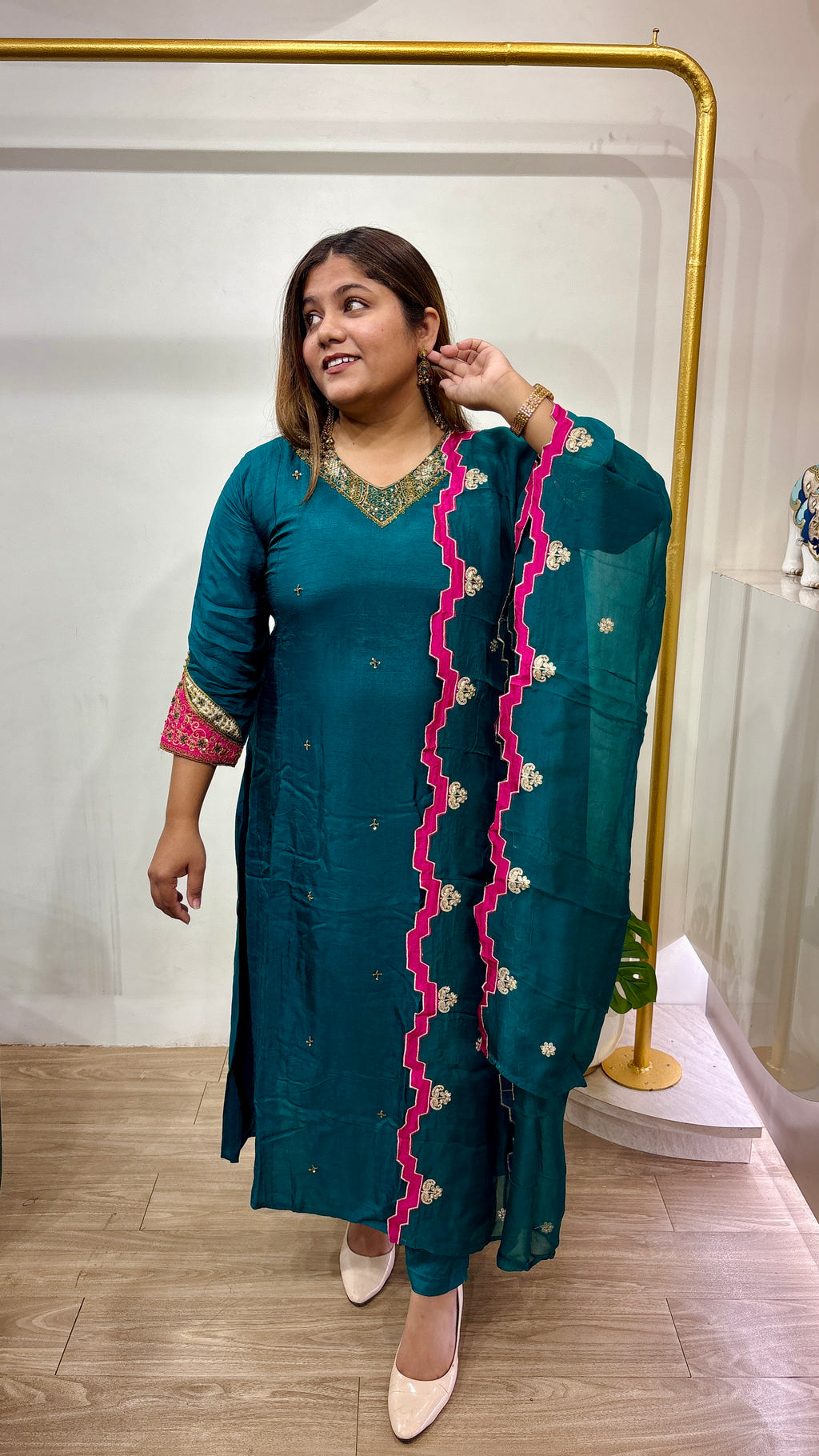 Sovrana Premium Russian Silk Ensemble