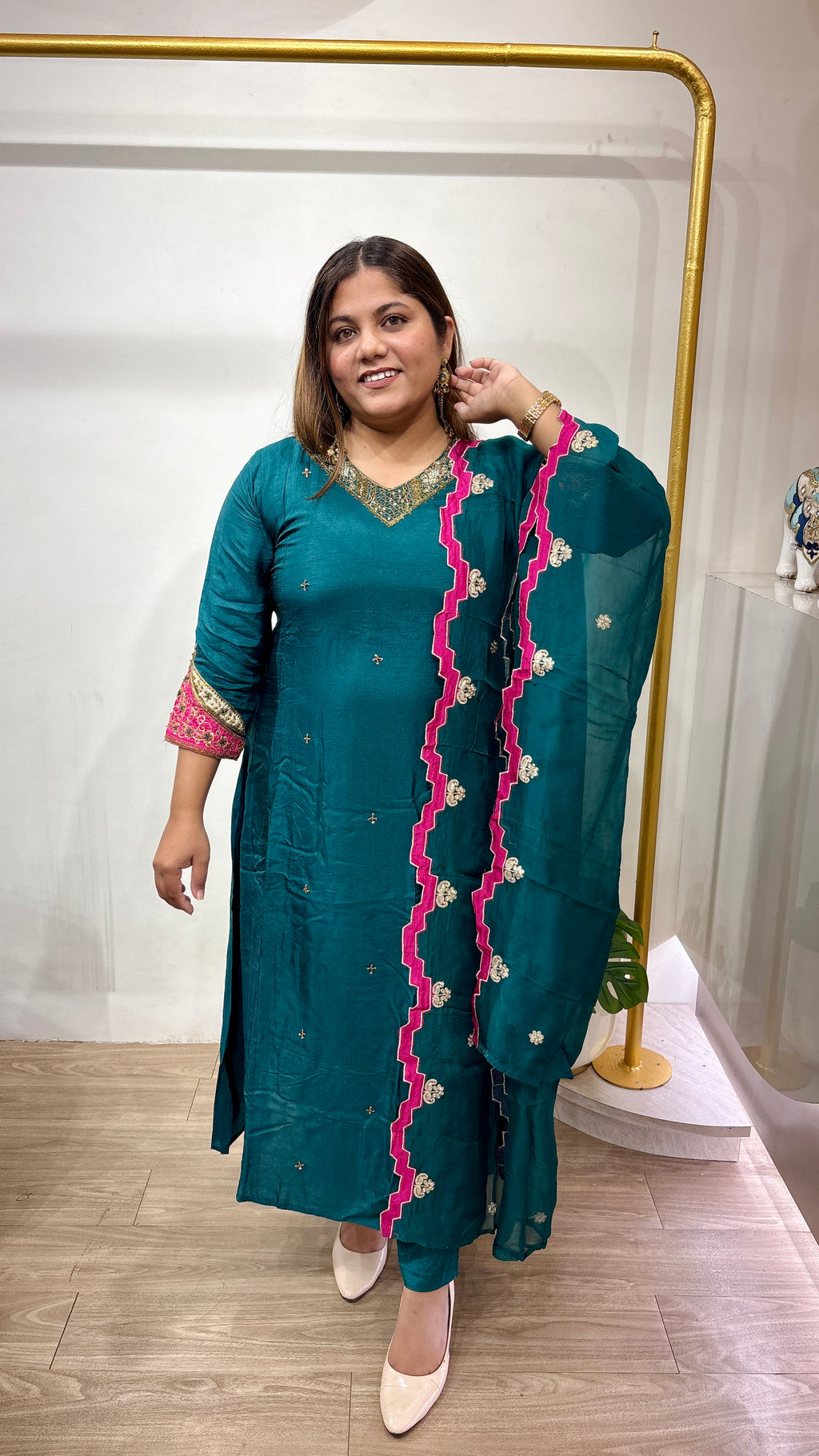 Sovrana Premium Russian Silk Ensemble