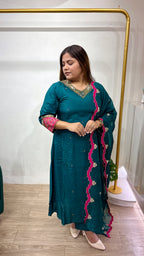 Sovrana Premium Russian Silk Ensemble