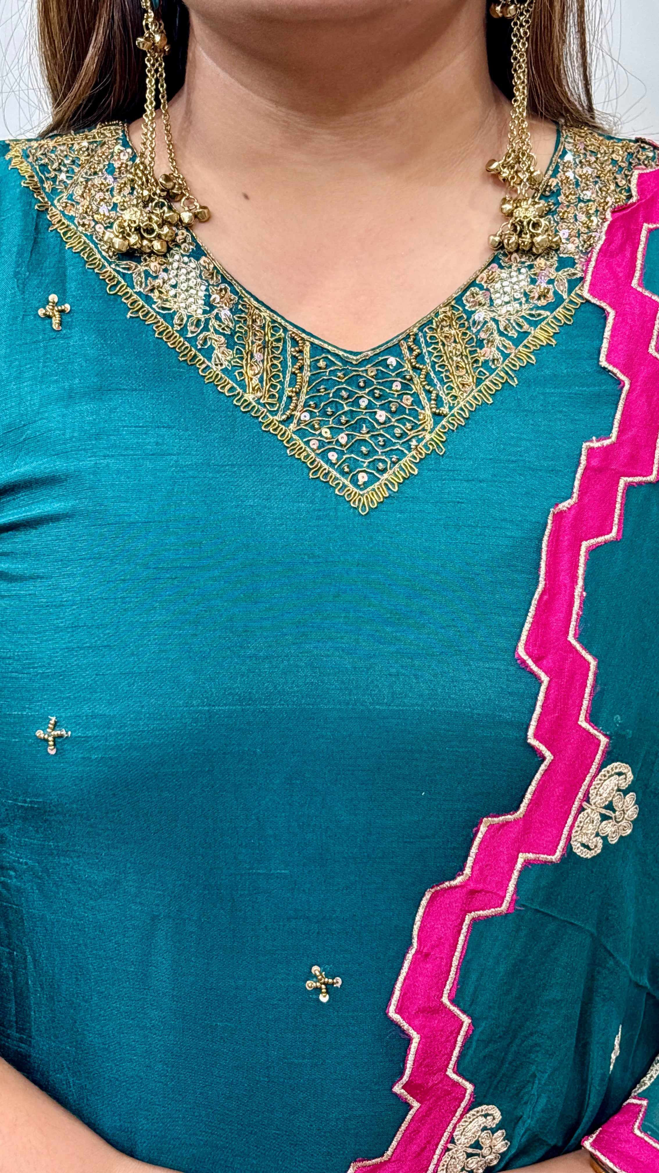 Sovrana Premium Russian Silk Ensemble
