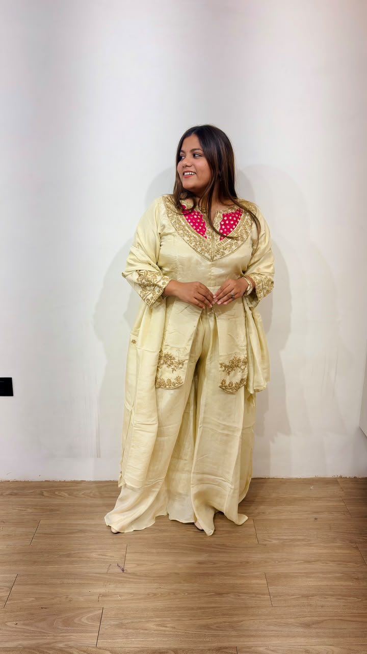 Noor Ivory Set
